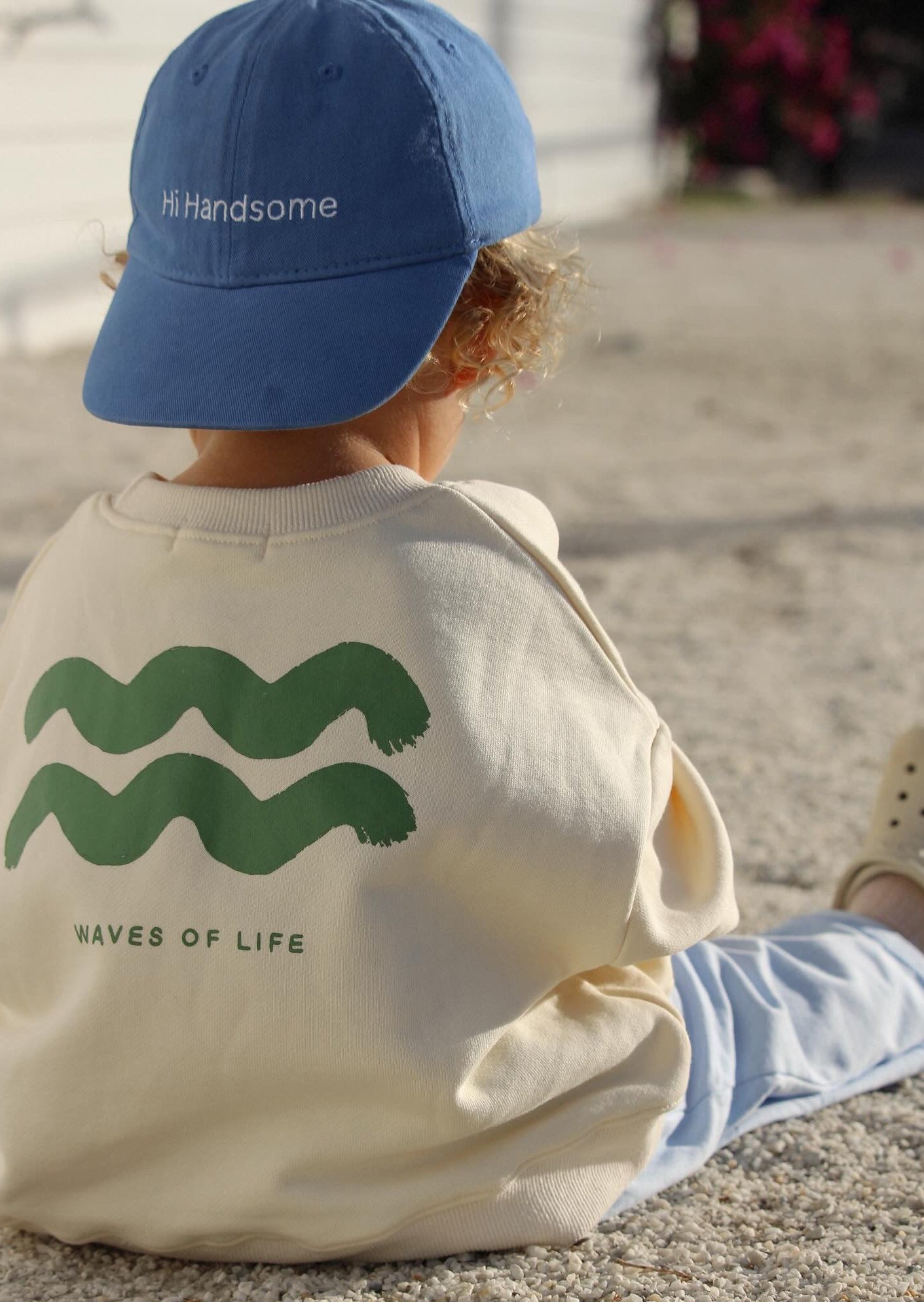 Waves of Life Pull Over